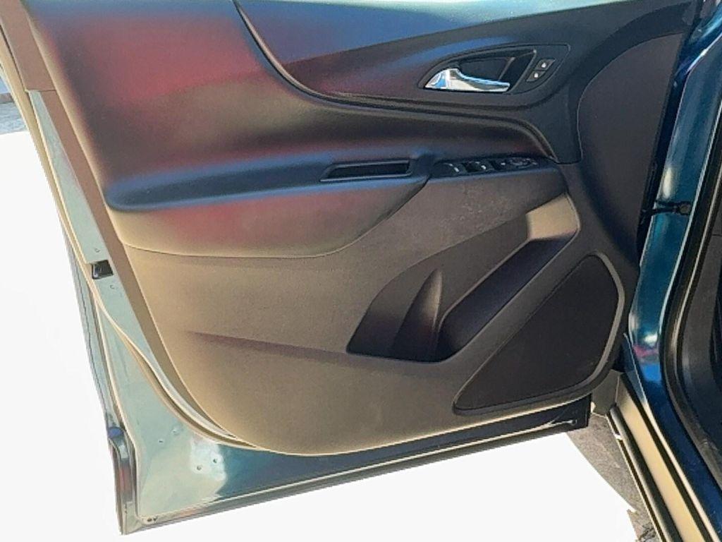 used 2021 Chevrolet Equinox car, priced at $16,900