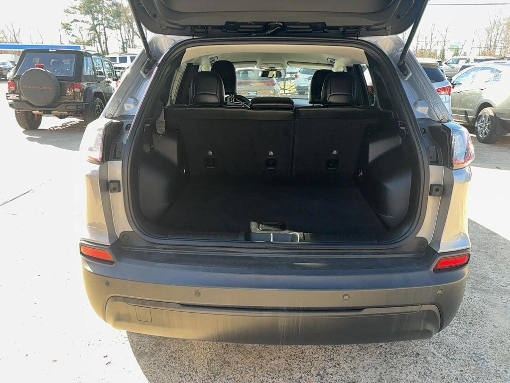 used 2020 Jeep Cherokee car, priced at $13,900