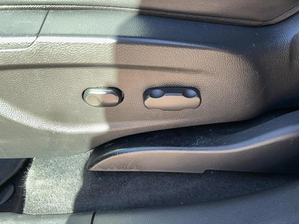 used 2022 Chevrolet Trax car, priced at $12,900