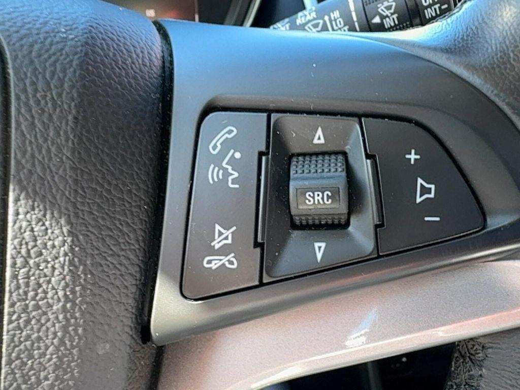 used 2022 Chevrolet Trax car, priced at $12,900