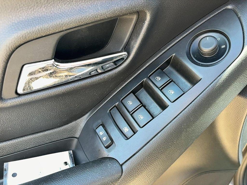 used 2022 Chevrolet Trax car, priced at $12,900