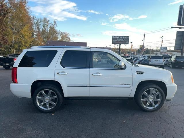 used 2014 Cadillac Escalade car, priced at $18,900