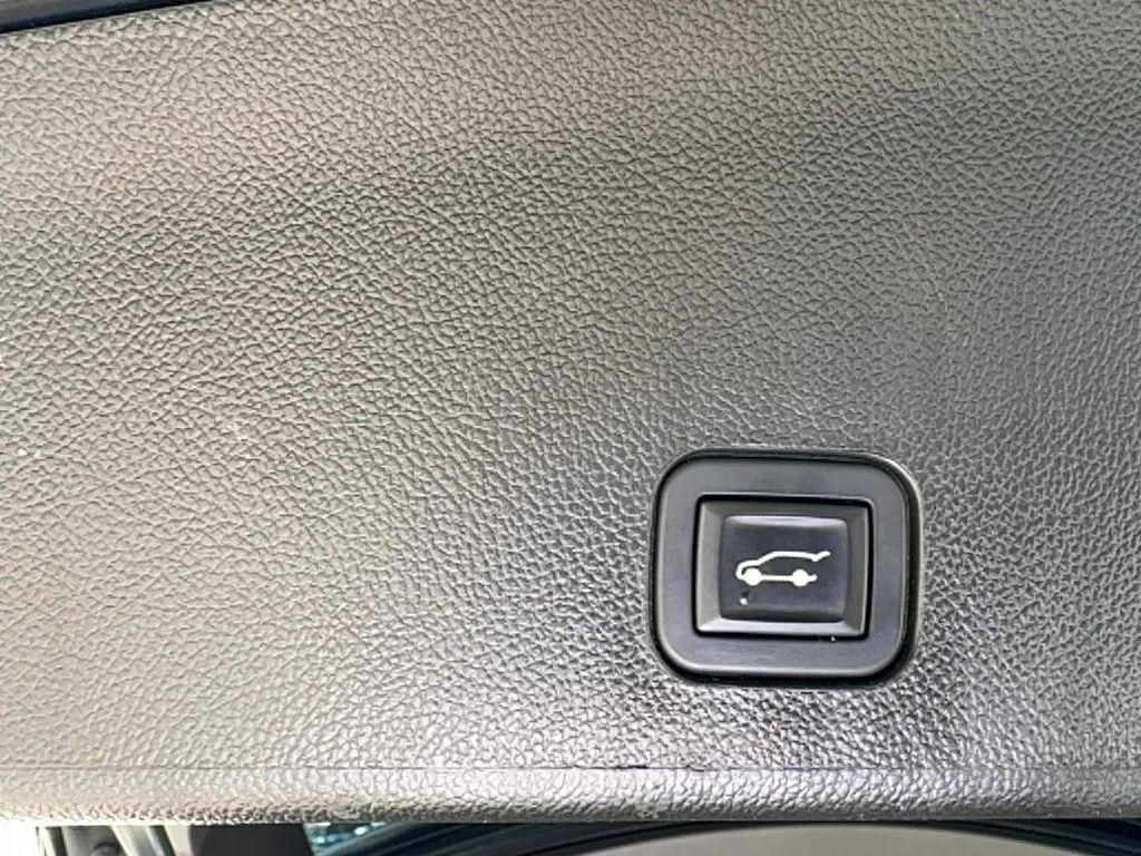 used 2014 Cadillac SRX car, priced at $9,900