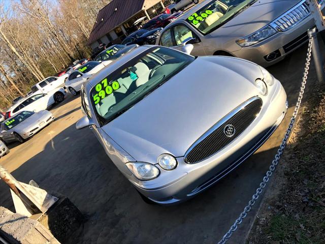 used 2007 Buick LaCrosse car, priced at $3,900