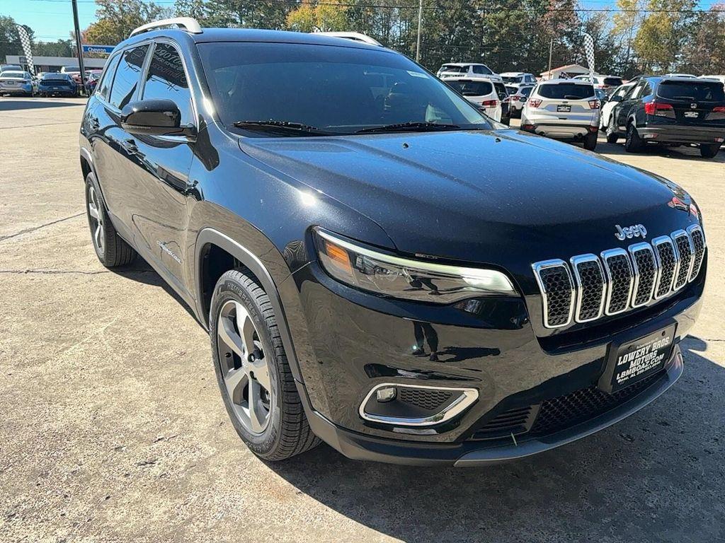 used 2020 Jeep Cherokee car, priced at $14,900