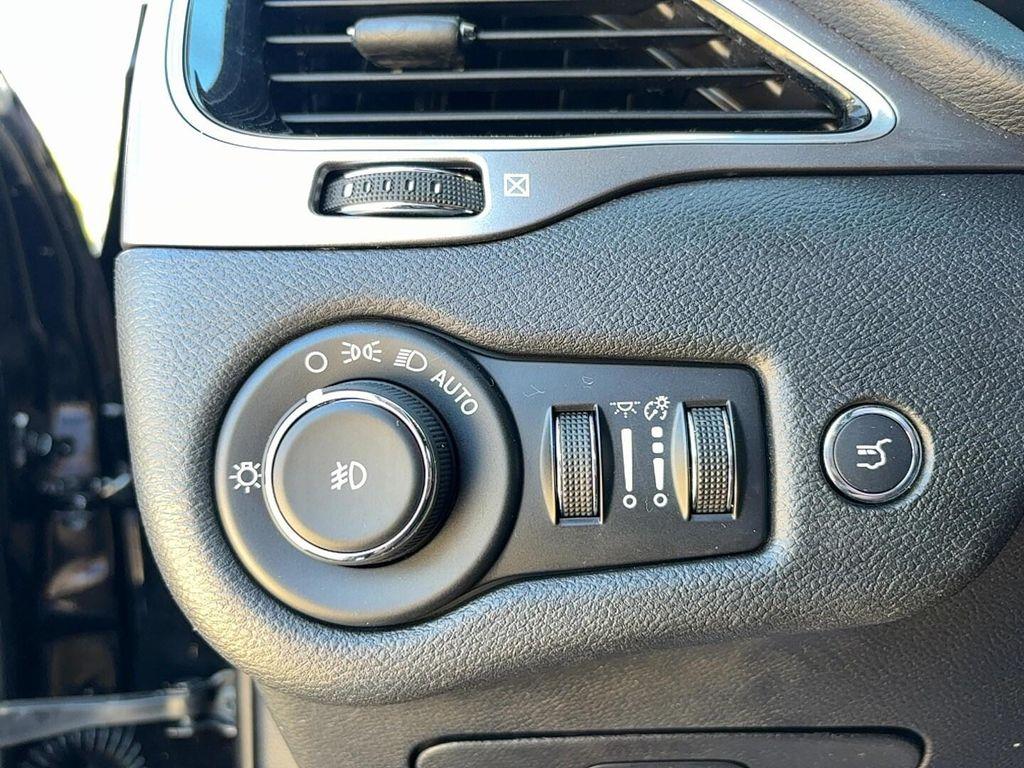 used 2020 Jeep Cherokee car, priced at $14,900