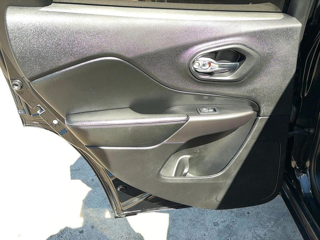 used 2020 Jeep Cherokee car, priced at $14,900