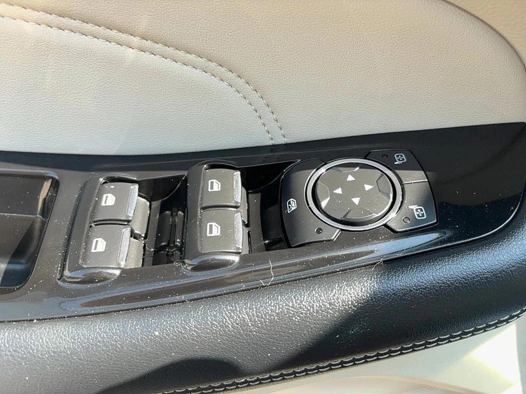 used 2019 Ford Edge car, priced at $16,900