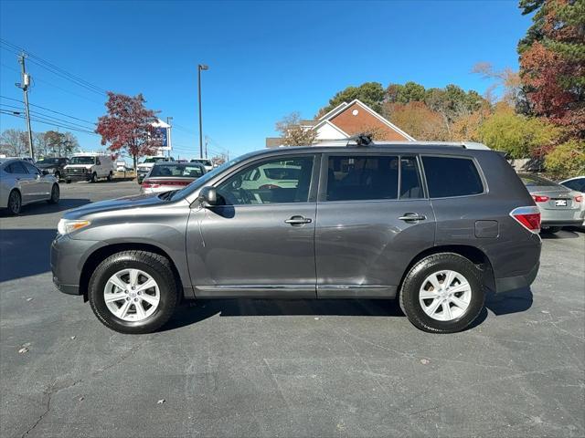 used 2013 Toyota Highlander car, priced at $10,900