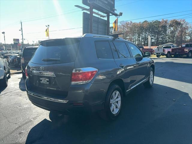 used 2013 Toyota Highlander car, priced at $10,900