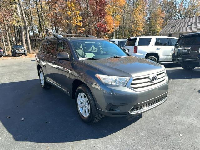 used 2013 Toyota Highlander car, priced at $10,900