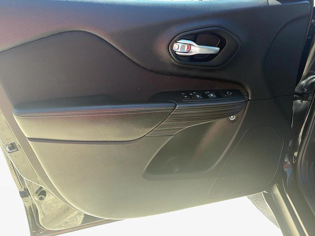 used 2017 Jeep Cherokee car, priced at $11,900