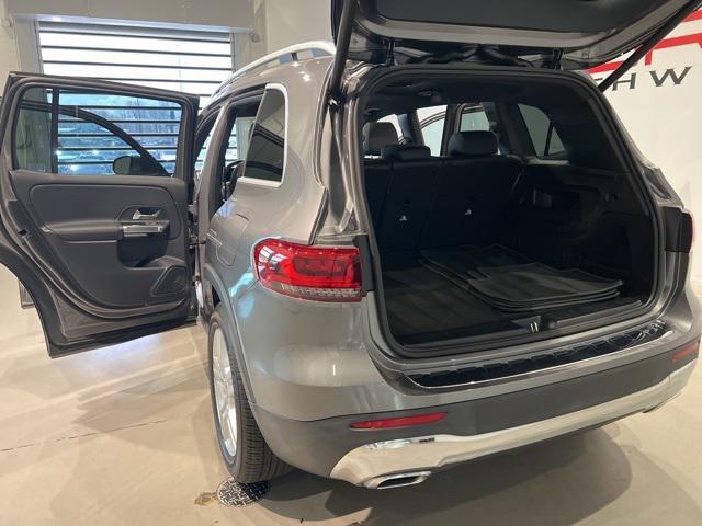 used 2021 Mercedes-Benz GLB 250 car, priced at $30,450