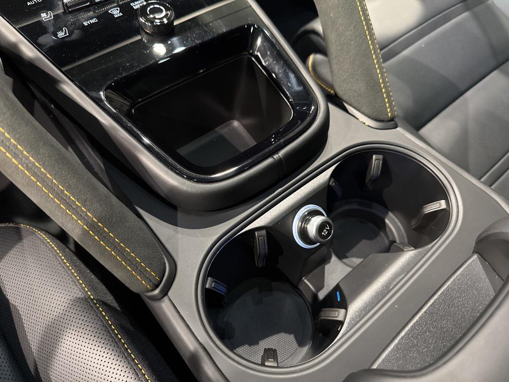 used 2025 Porsche Cayenne car, priced at $141,650