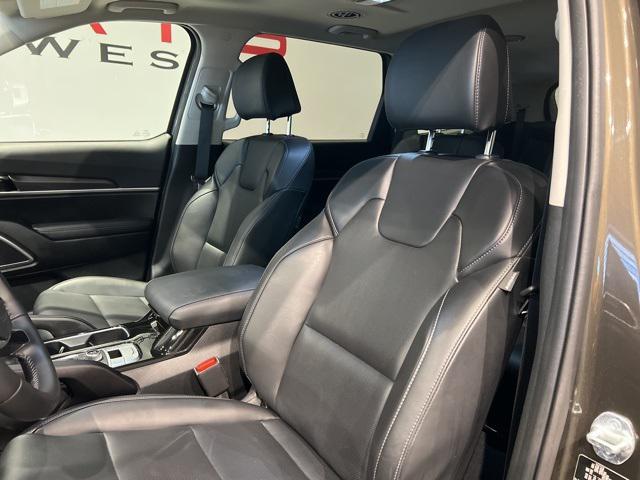 used 2024 Kia Telluride car, priced at $36,250