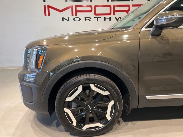 used 2024 Kia Telluride car, priced at $36,250