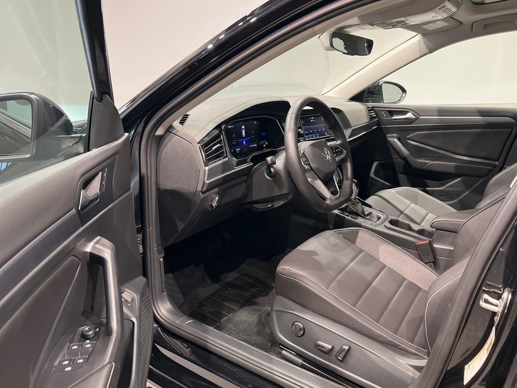used 2024 Volkswagen Jetta car, priced at $21,997