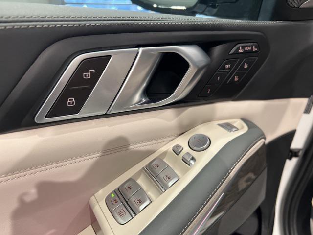 used 2024 BMW X7 car, priced at $85,999