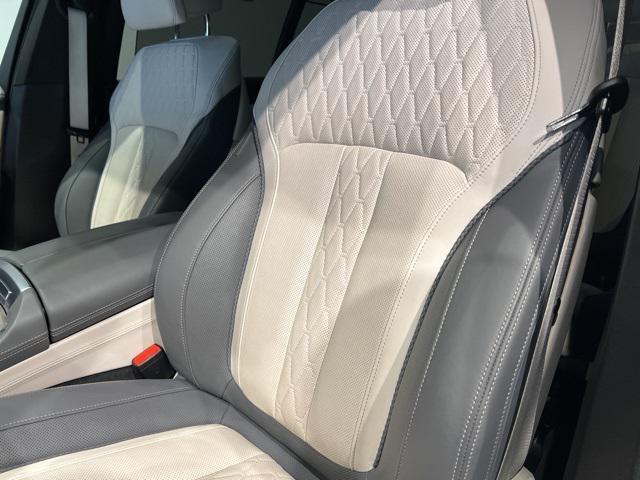 used 2024 BMW X7 car, priced at $85,999