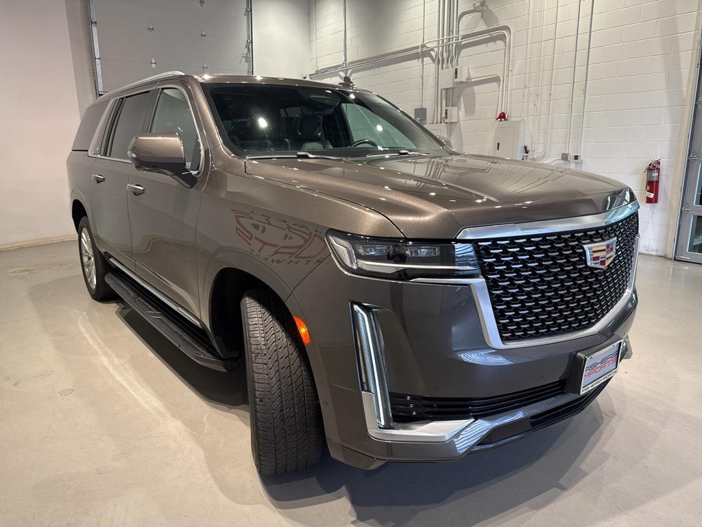 used 2021 Cadillac Escalade ESV car, priced at $67,850
