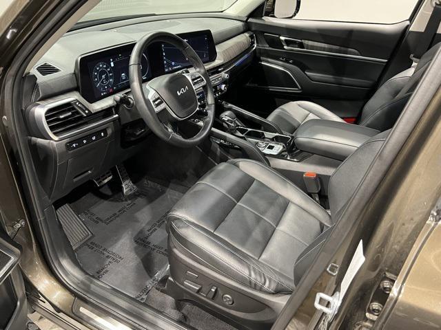 used 2023 Kia Telluride car, priced at $43,998