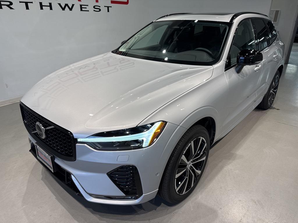 used 2025 Volvo XC60 car, priced at $37,850