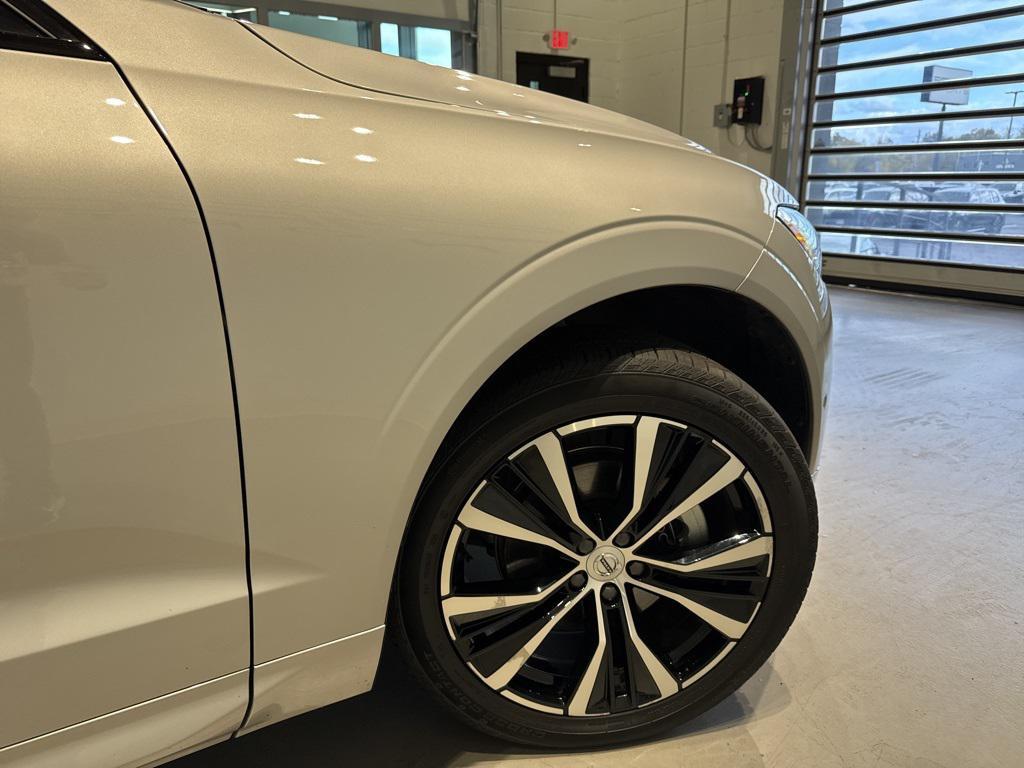 used 2025 Volvo XC60 car, priced at $37,850