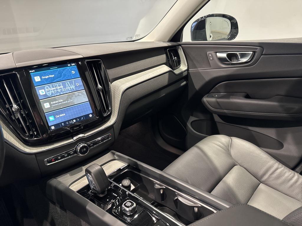 used 2025 Volvo XC60 car, priced at $37,850
