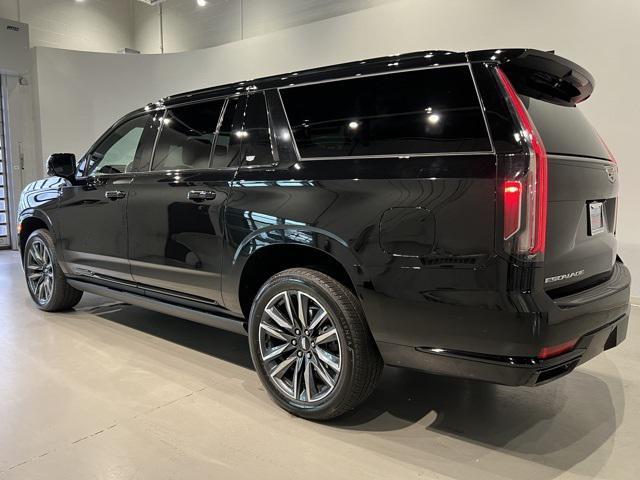 used 2023 Cadillac Escalade ESV car, priced at $91,409