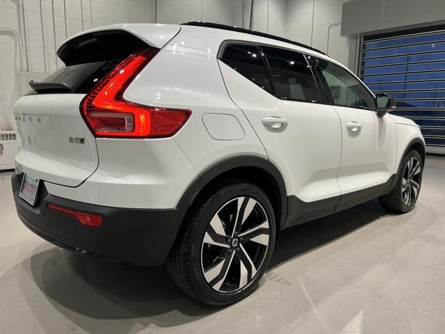 used 2023 Volvo XC40 car, priced at $35,650