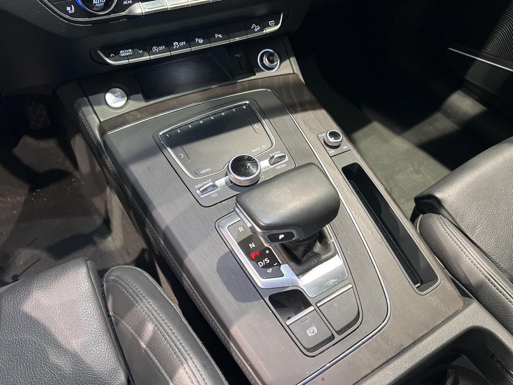used 2020 Audi Q5 car, priced at $22,800