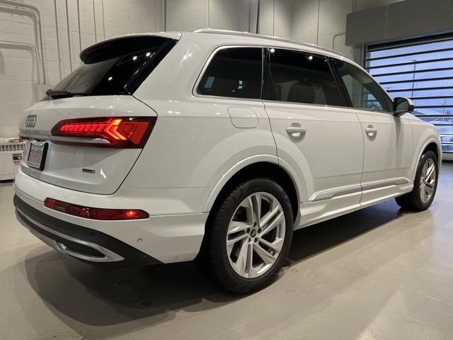 used 2021 Audi Q7 car, priced at $40,998