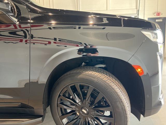 used 2022 Cadillac Escalade ESV car, priced at $68,424