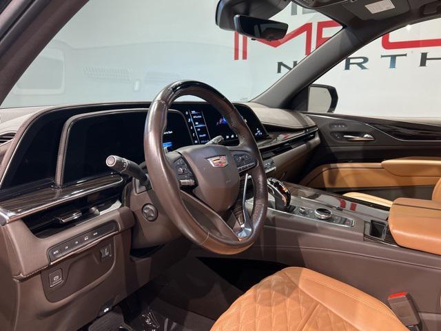 used 2022 Cadillac Escalade ESV car, priced at $68,424