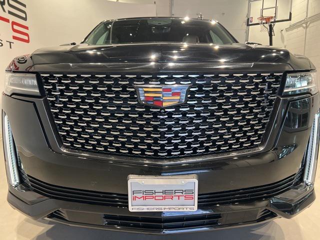 used 2022 Cadillac Escalade ESV car, priced at $68,424