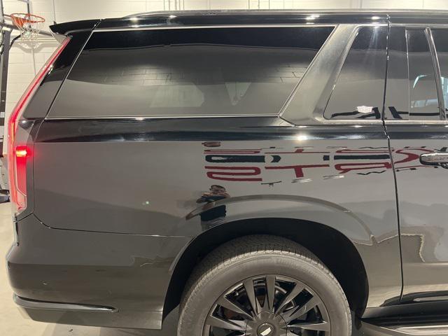 used 2022 Cadillac Escalade ESV car, priced at $68,424