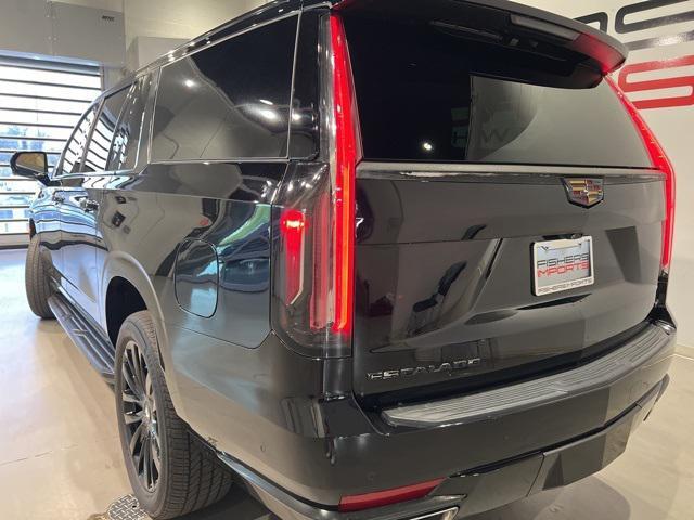 used 2022 Cadillac Escalade ESV car, priced at $68,424