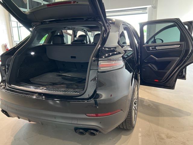 used 2022 Porsche Cayenne car, priced at $61,650
