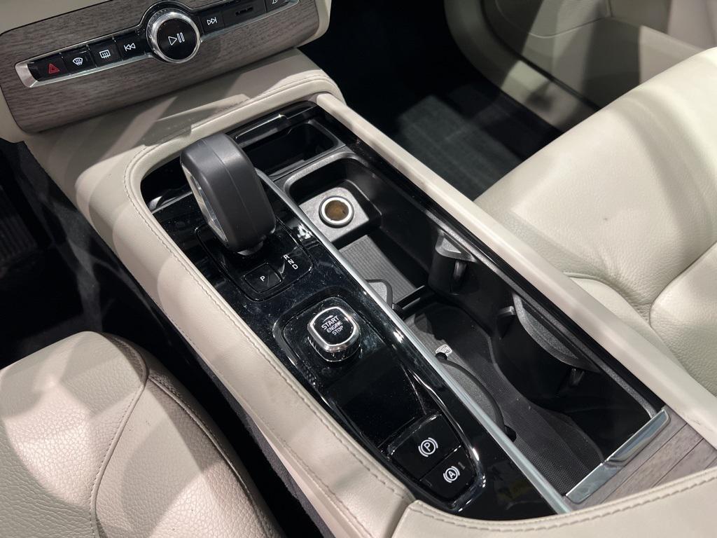 used 2024 Volvo XC90 car, priced at $37,750