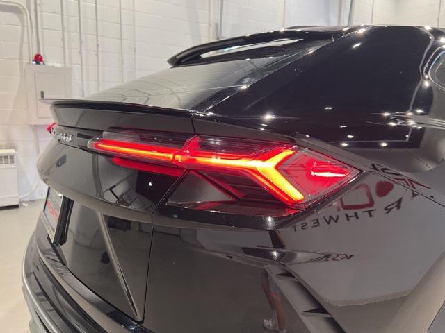 used 2021 Lamborghini Urus car, priced at $198,750