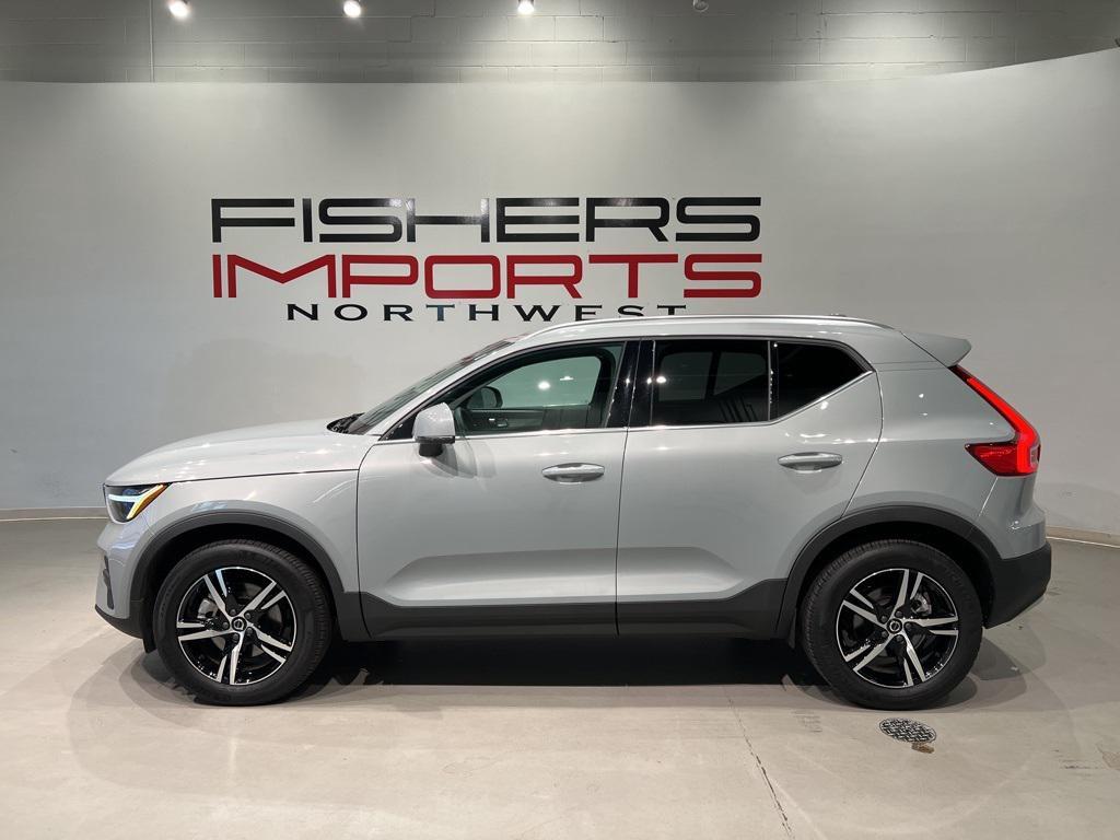 used 2025 Volvo XC40 car, priced at $32,850