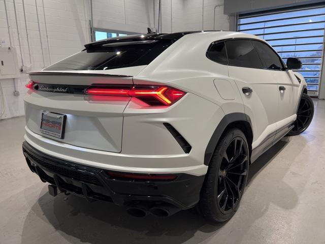 used 2019 Lamborghini Urus car, priced at $164,800