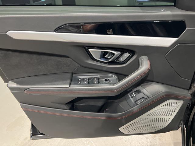 used 2019 Lamborghini Urus car, priced at $164,800