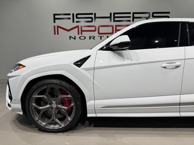 used 2019 Lamborghini Urus car, priced at $168,840