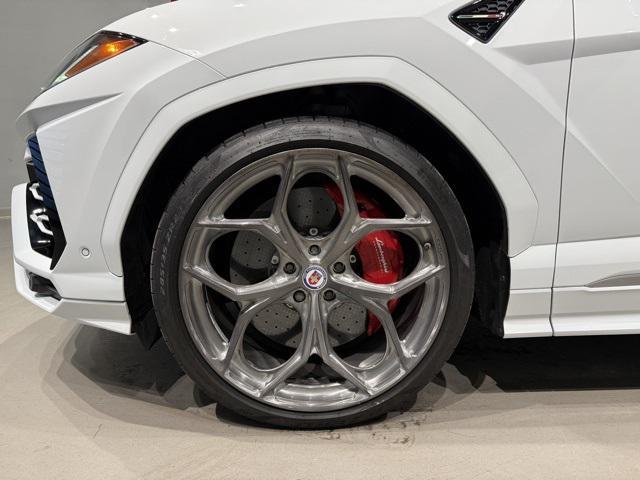 used 2019 Lamborghini Urus car, priced at $168,840