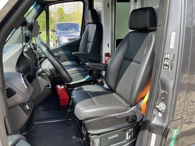 used 2022 Mercedes-Benz Sprinter 4500 car, priced at $59,907