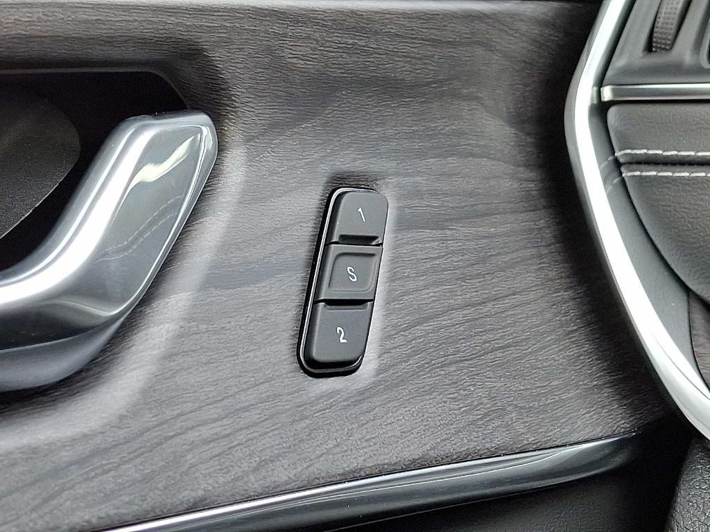 new 2025 Jeep Grand Cherokee L car, priced at $60,790