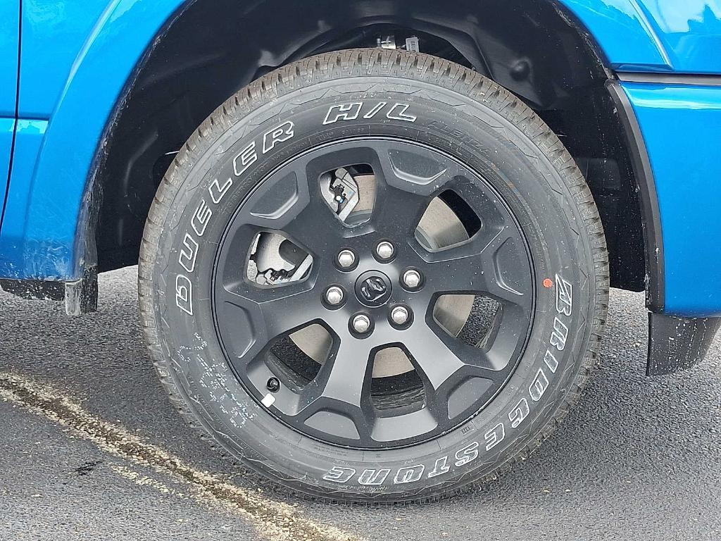 new 2025 Ram 1500 car, priced at $62,295