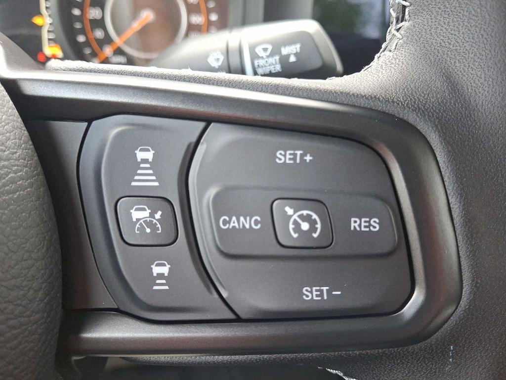 new 2025 Jeep Gladiator car, priced at $50,345