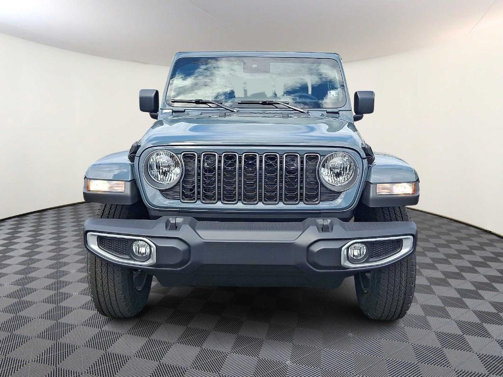 new 2025 Jeep Gladiator car, priced at $50,345